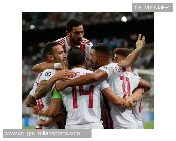 阿拉木图凯拉特门将母亲因年轻外貌走红球迷误以为是姐弟关系 阿拉木图凯拉特门将母亲因年轻外貌走红球迷误以为是姐弟关系